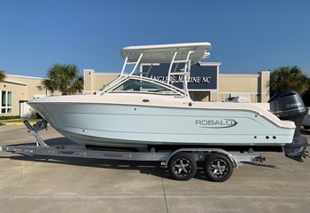 2022 Robalo R247 Ice Blue  Boat